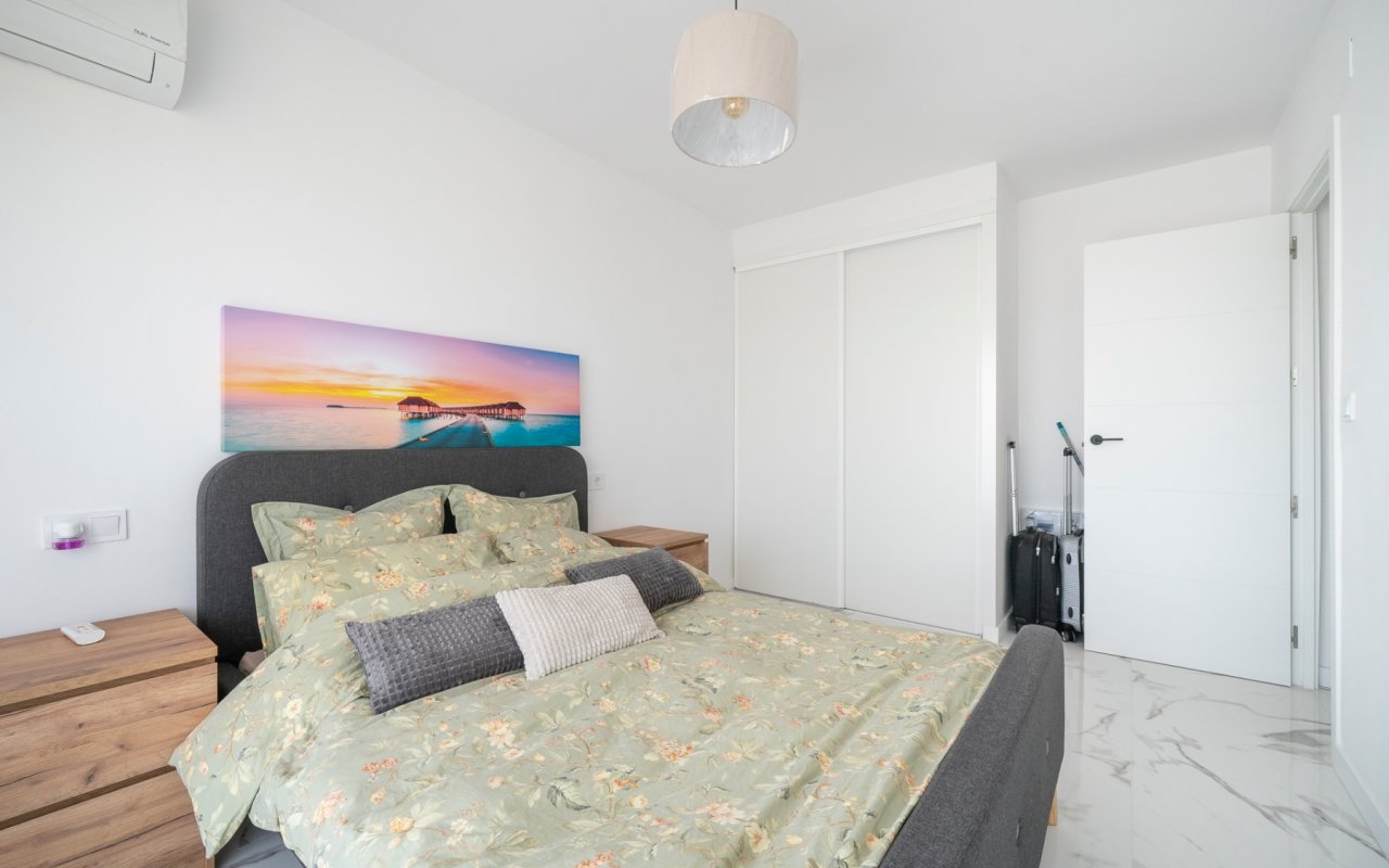 Resale - Flat - Orihuela Costa - Punta Prima