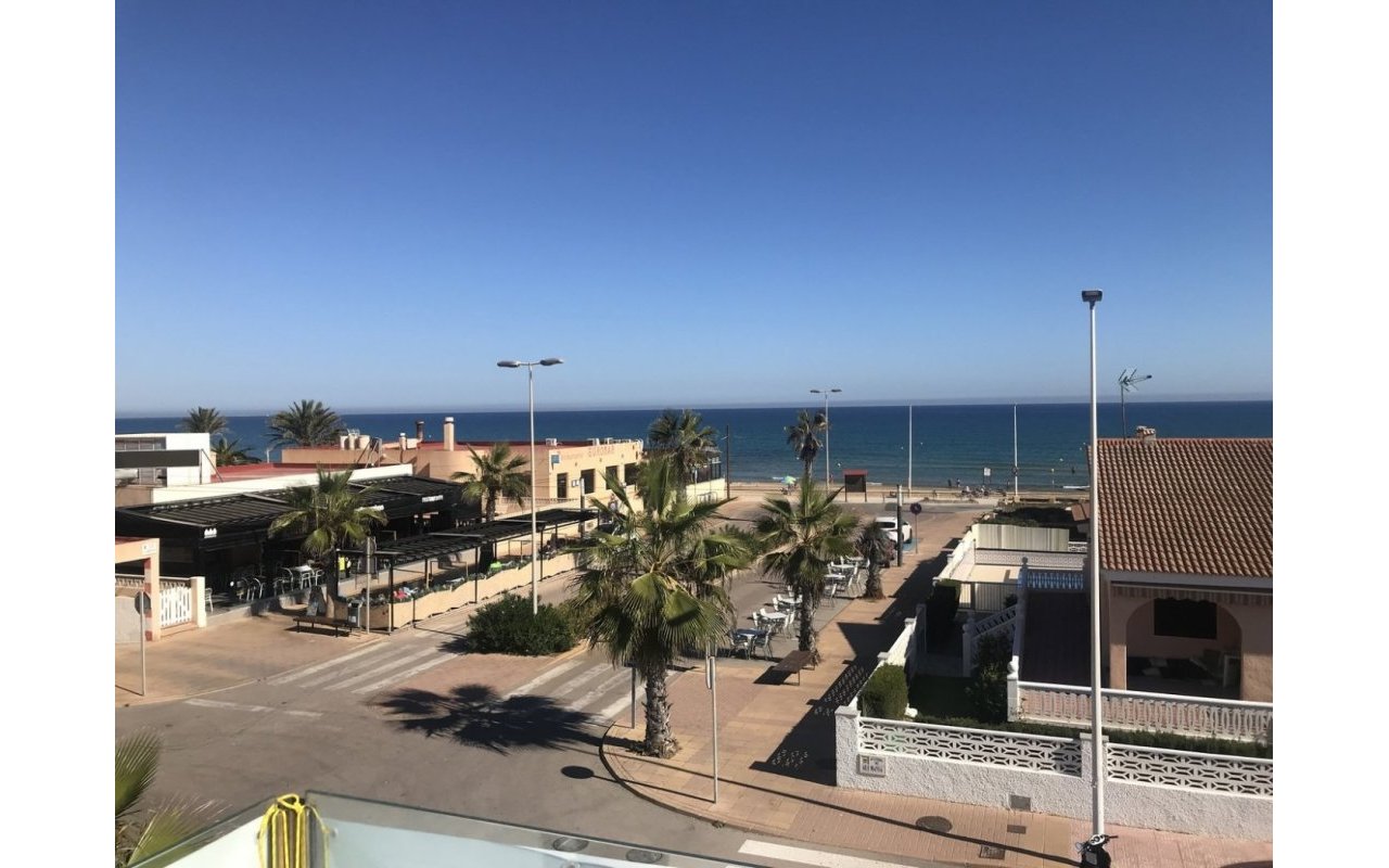 Rynek pierwotny - Villa - Torrevieja - La Mata