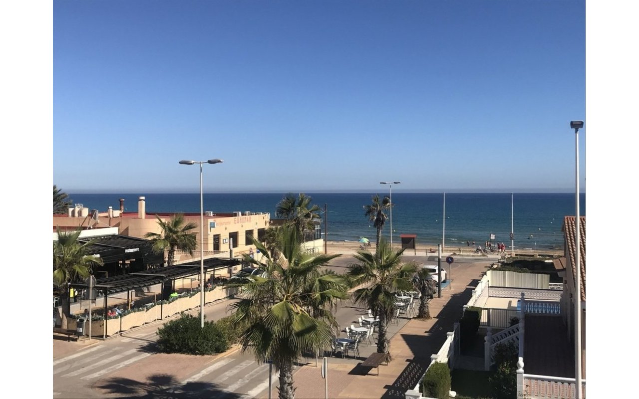 Rynek pierwotny - Villa - Torrevieja - La Mata
