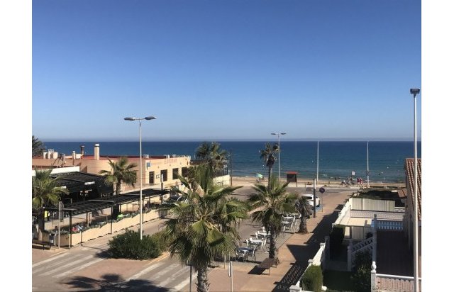 Rynek pierwotny - Villa - Torrevieja - La Mata