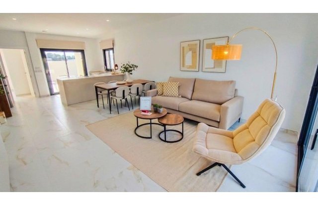 Rynek pierwotny - Villa - Pilar de la Horadada - Pinar de Campoverde