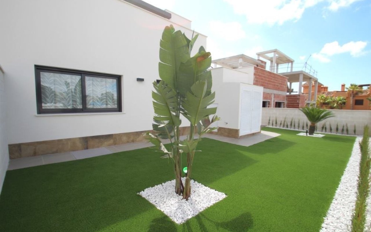 Obra nueva - Villa - San Miguel - Cerro del Sol