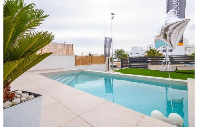 Rynek pierwotny - Villa - Orihuela Costa - PAU 8