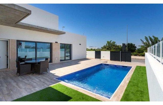 Rynek pierwotny - Villa - Daya Nueva - Centro