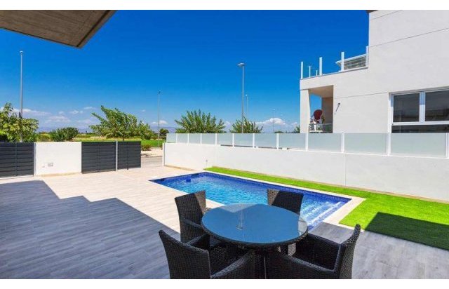 Rynek pierwotny - Villa - Daya Nueva - Centro