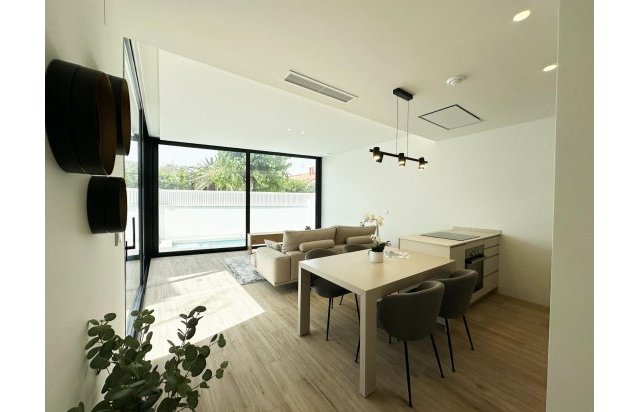 Rynek pierwotny - Villa - Pilar de la Horadada - Torre De La Horadada