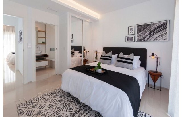 Rynek pierwotny - Villa - Los Alcázares - Playa del Espejo