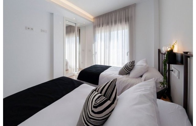 Rynek pierwotny - Villa - Los Alcázares - Playa del Espejo