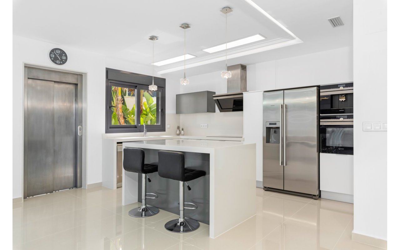 Rynek wtórny - Villa - San Miguel - San Miguel Salinas