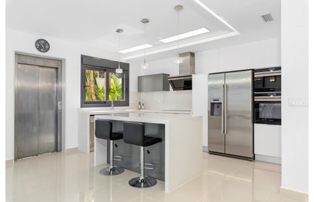 Rynek wtórny - Villa - San Miguel - San Miguel Salinas