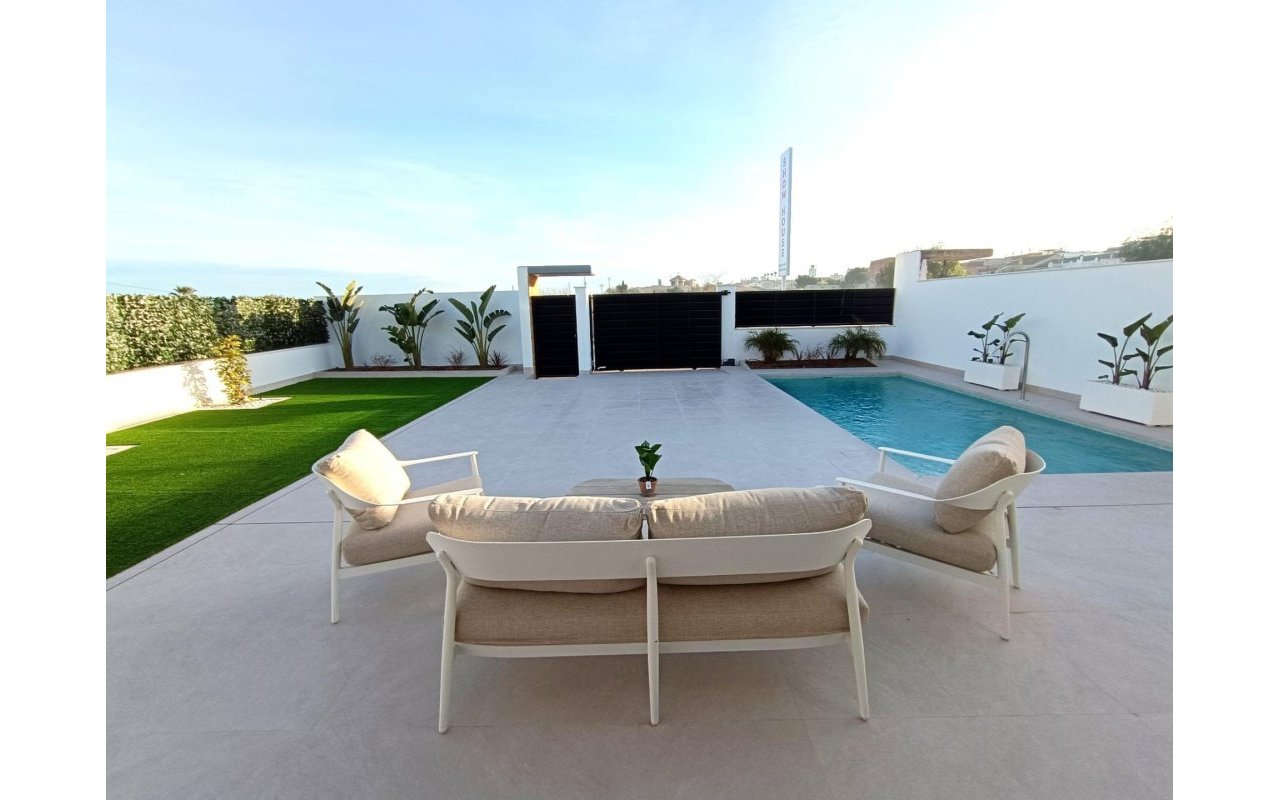 Obra nueva - Villa - Benijofar - Pueblo