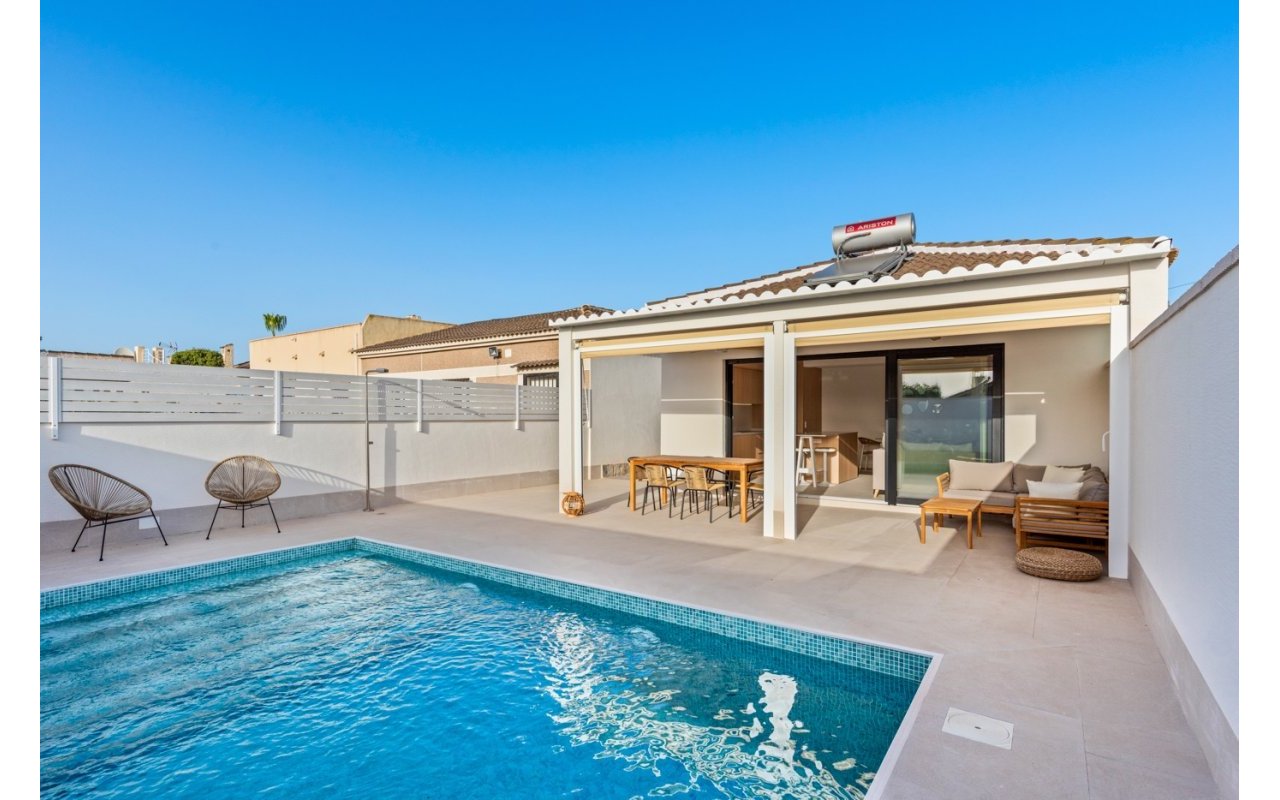 Resale - Villa - Torrevieja - El chaparral