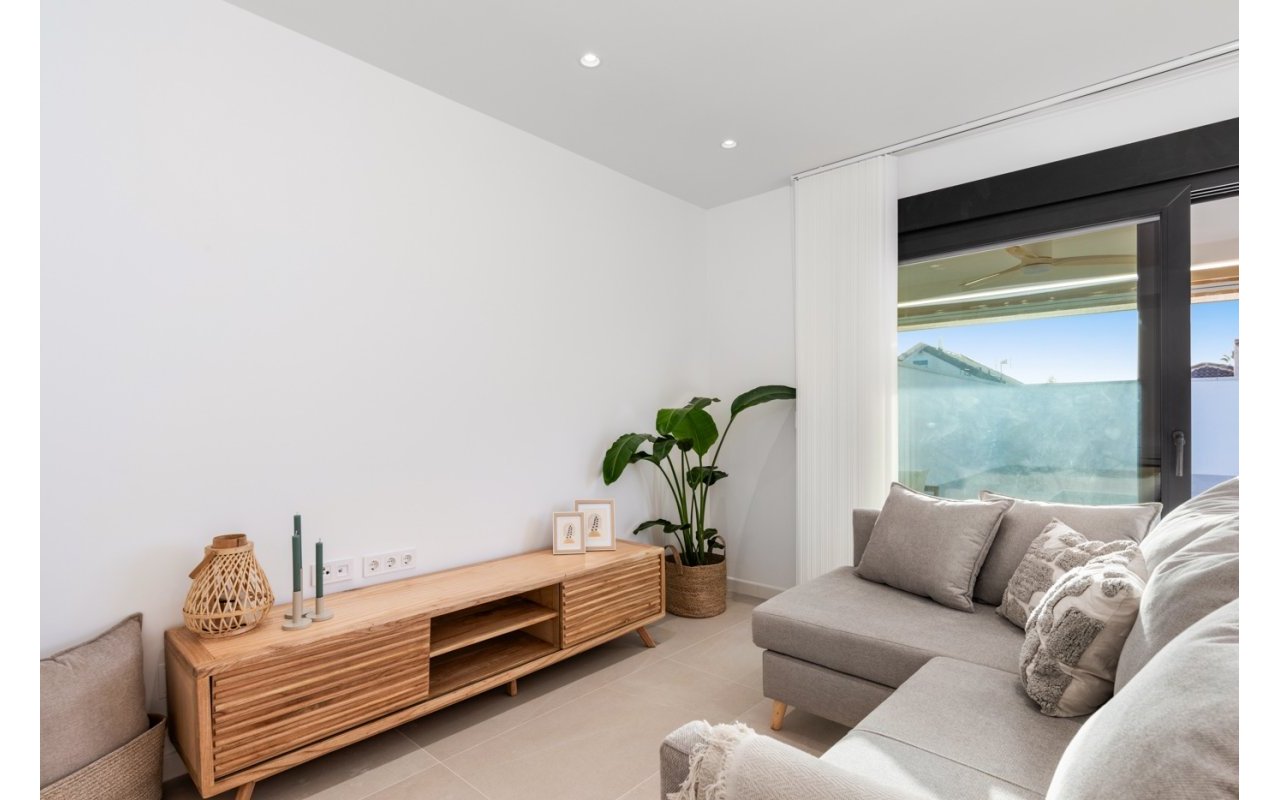 Resale - Villa - Torrevieja - El chaparral