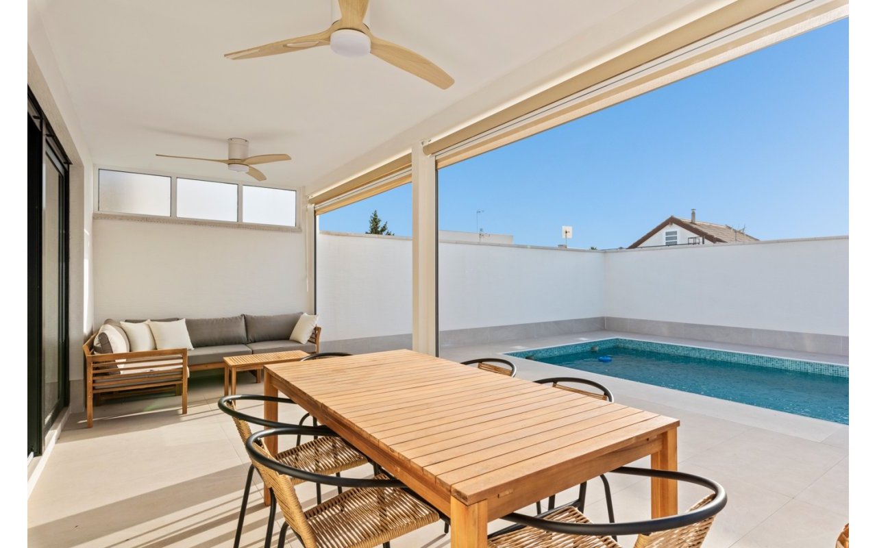 Resale - Villa - Torrevieja - El chaparral