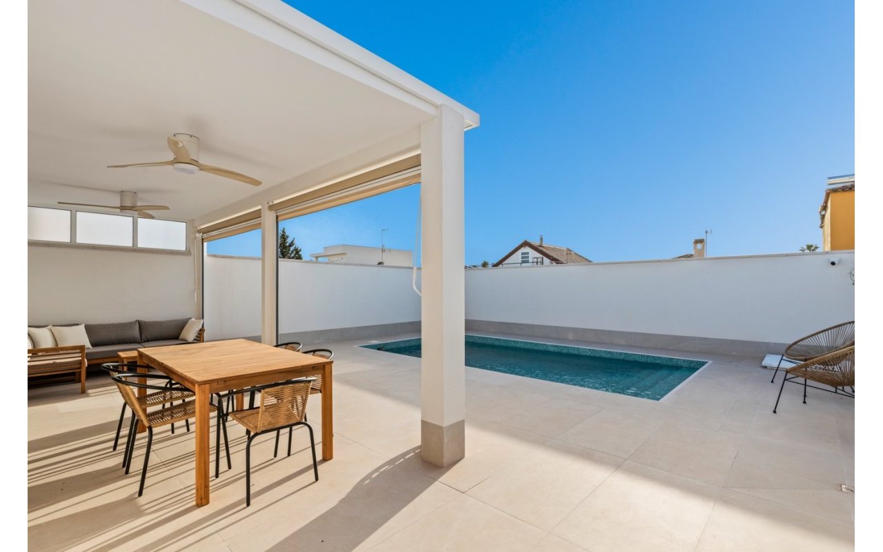 Resale - Villa - Torrevieja - El chaparral