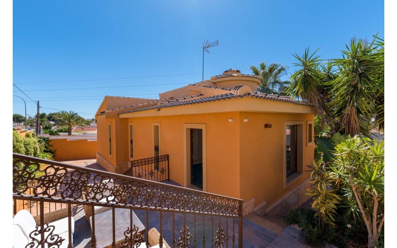 Resale - Villa - Ciudad Quesada - Rojales