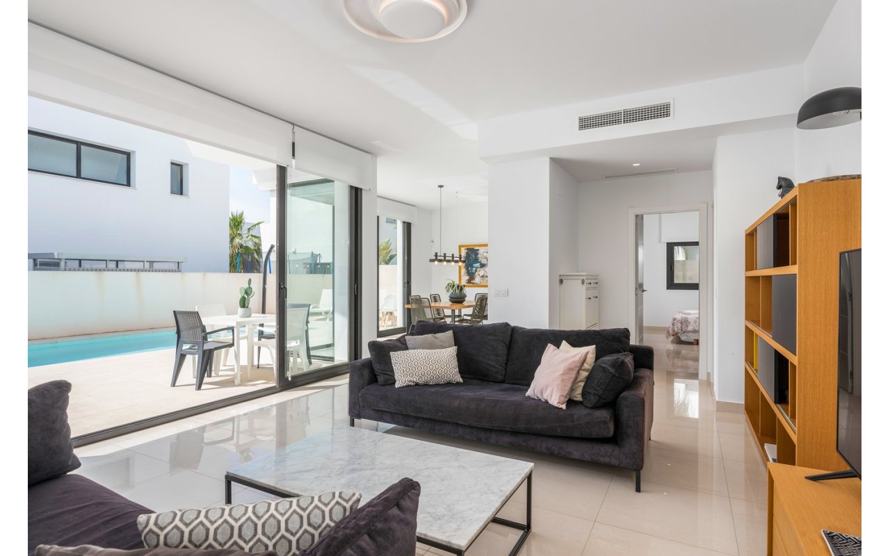 Resale - Villa - Ciudad Quesada - Rojales