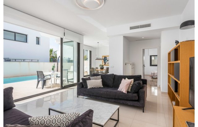 Resale - Villa - Ciudad Quesada - Rojales