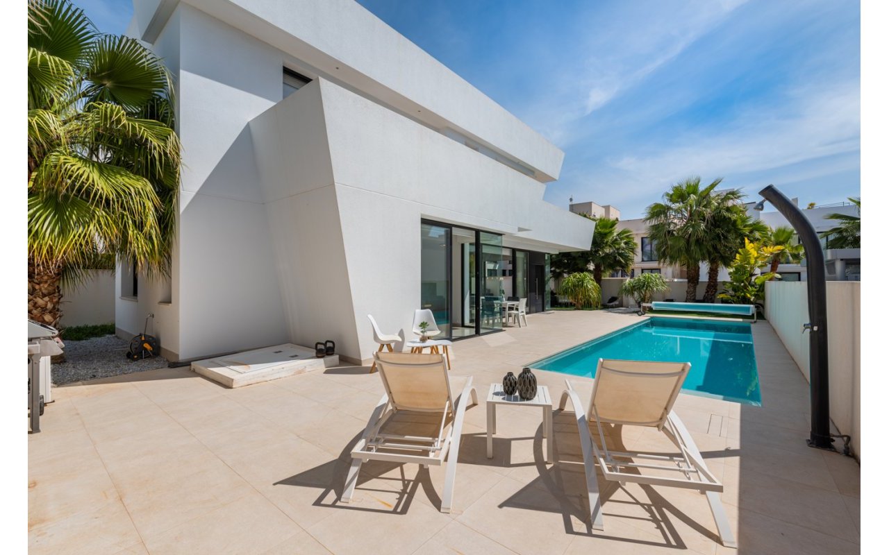 Resale - Villa - Ciudad Quesada - Rojales