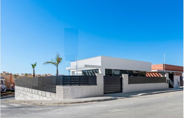 Rynek pierwotny - Villa - Algorfa - La finca golf