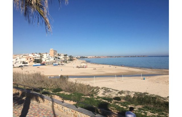 Rynek pierwotny - Villa - Pilar de la Horadada - Las Higuericas