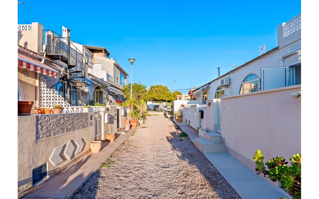 Rynek wtórny - Adosado - Torrevieja - El chaparral