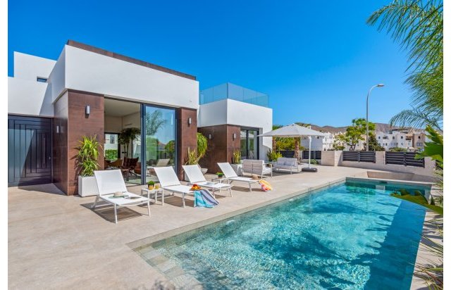 Reventa - Villa - El Campello - El Amerador