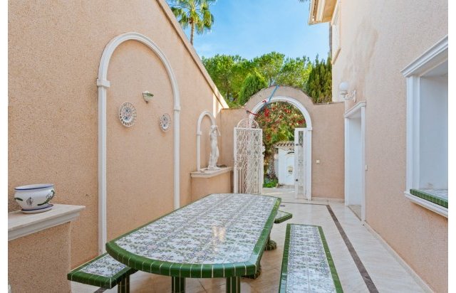 Rynek wtórny - Szalet - Ciudad Quesada - Rojales - Doña pepa