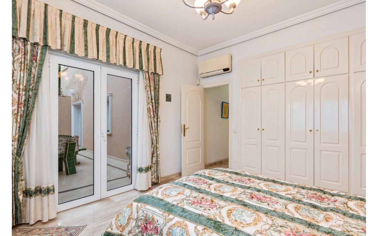 Rynek wtórny - Szalet - Ciudad Quesada - Rojales - Doña pepa