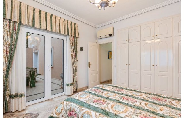 Rynek wtórny - Szalet - Ciudad Quesada - Rojales - Doña pepa