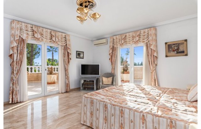 Rynek wtórny - Szalet - Ciudad Quesada - Rojales - Doña pepa