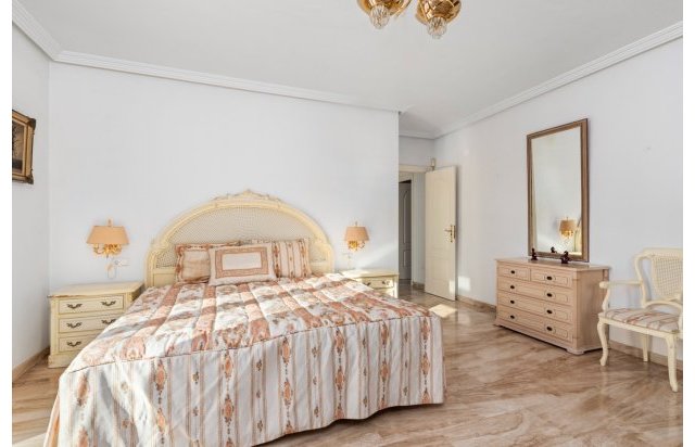 Rynek wtórny - Szalet - Ciudad Quesada - Rojales - Doña pepa