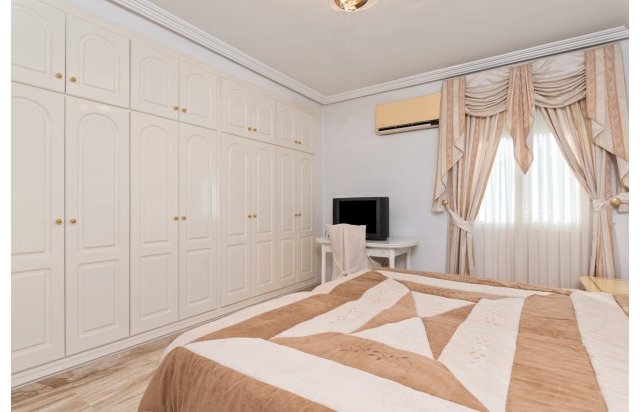 Rynek wtórny - Szalet - Ciudad Quesada - Rojales - Doña pepa