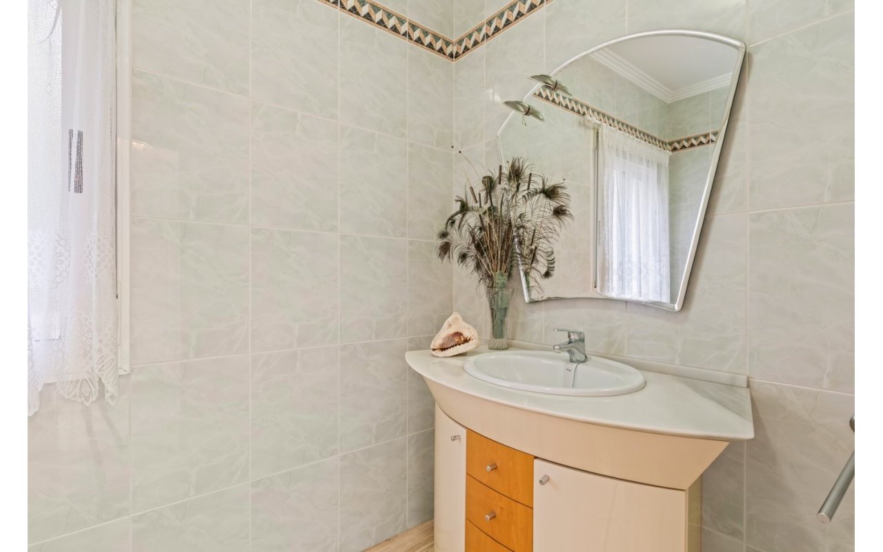 Rynek wtórny - Szalet - Ciudad Quesada - Rojales - Doña pepa