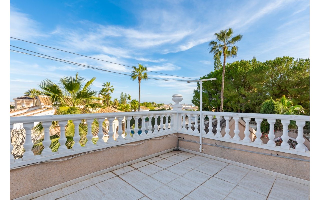 Rynek wtórny - Szalet - Ciudad Quesada - Rojales - Doña pepa