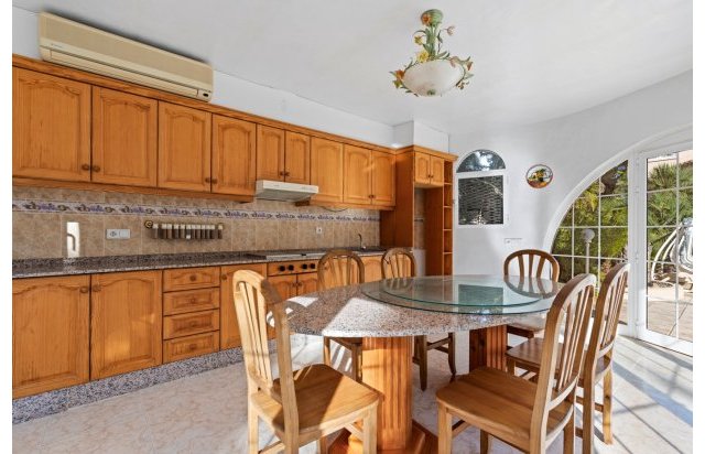 Rynek wtórny - Szalet - Ciudad Quesada - Rojales - Doña pepa