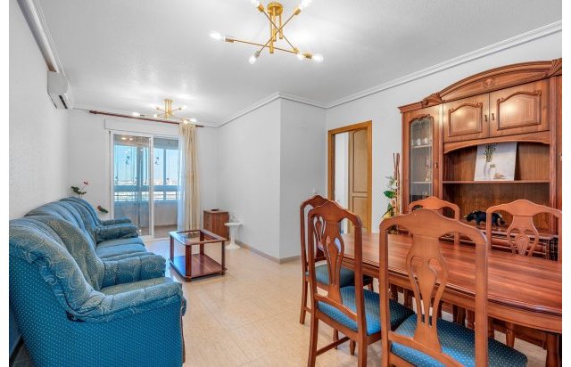Resale - Apartment - Torrevieja
