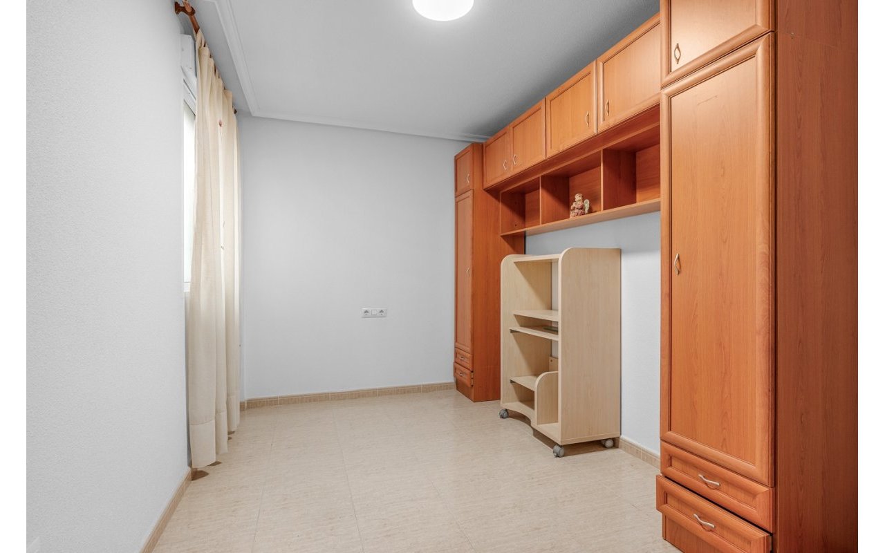 Resale - Apartment - Torrevieja