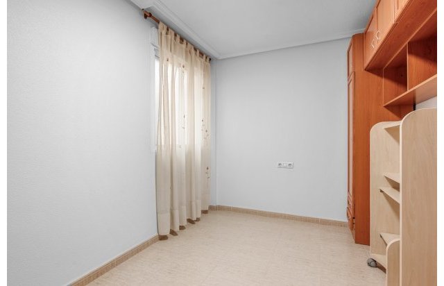 Resale - Apartment - Torrevieja