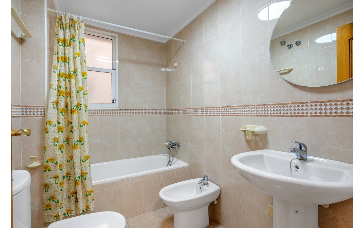 Resale - Apartment - Torrevieja