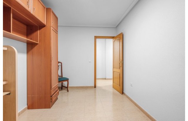 Resale - Apartment - Torrevieja