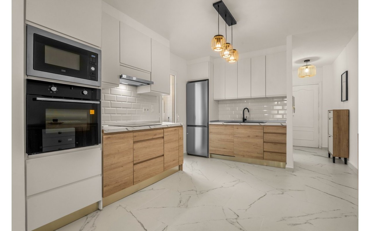 Resale - Apartment - Torrevieja - Playa de El Cura