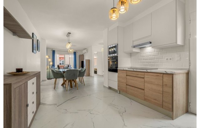 Resale - Apartment - Torrevieja - Playa de El Cura