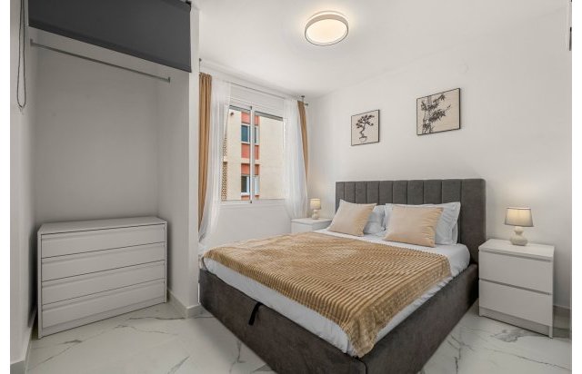 Resale - Apartment - Torrevieja - Playa de El Cura