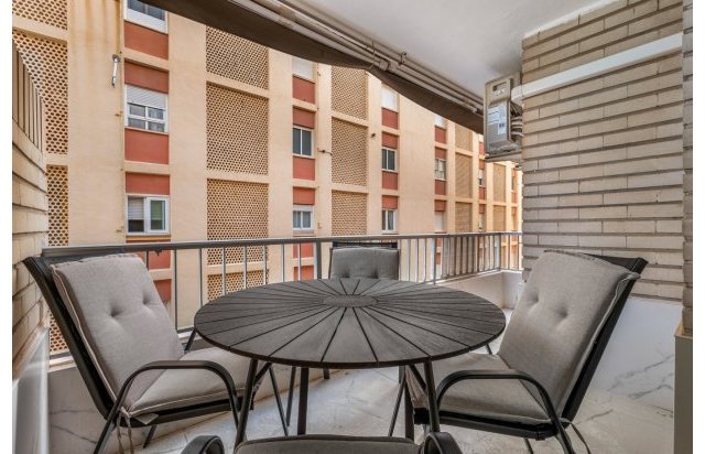 Resale - Apartment - Torrevieja - Playa de El Cura