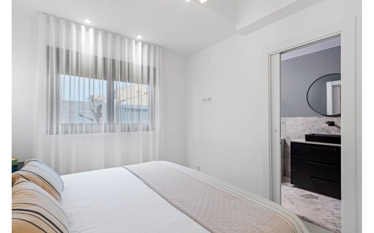 Resale - Villa - Torrevieja - El chaparral