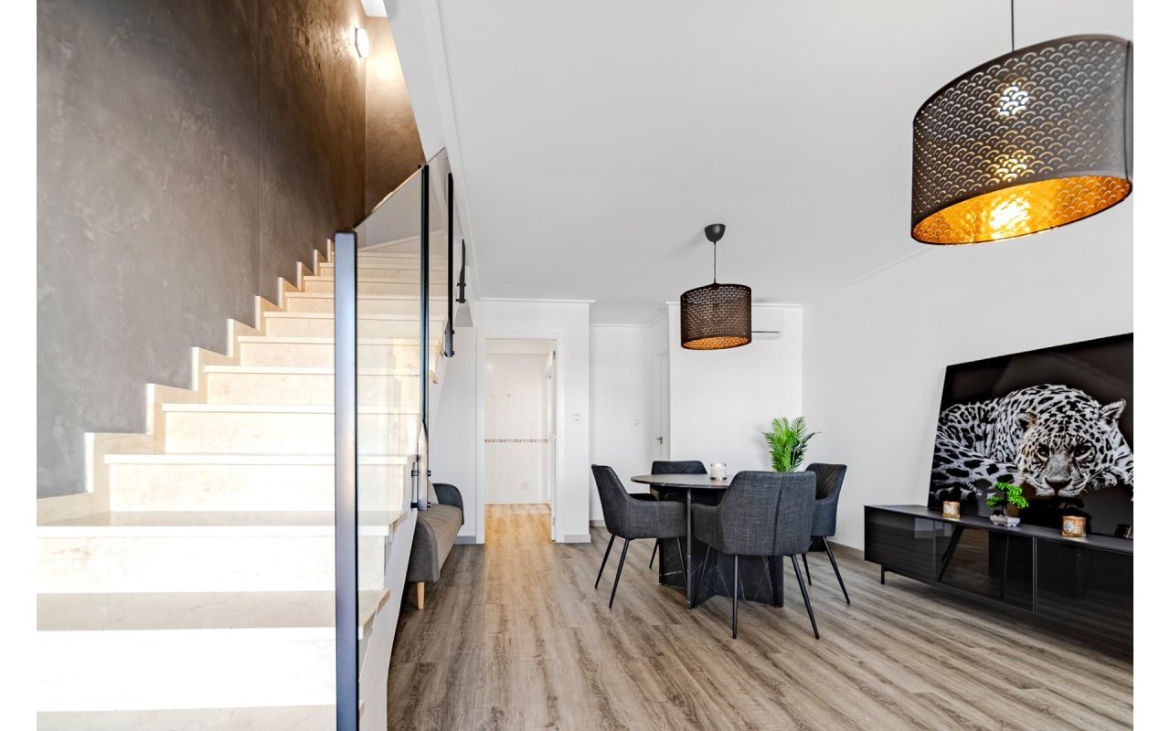 Resale - Townhouse - Los Balcones