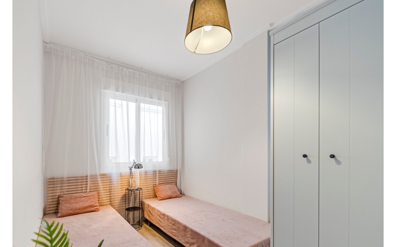 Resale - Townhouse - Los Balcones