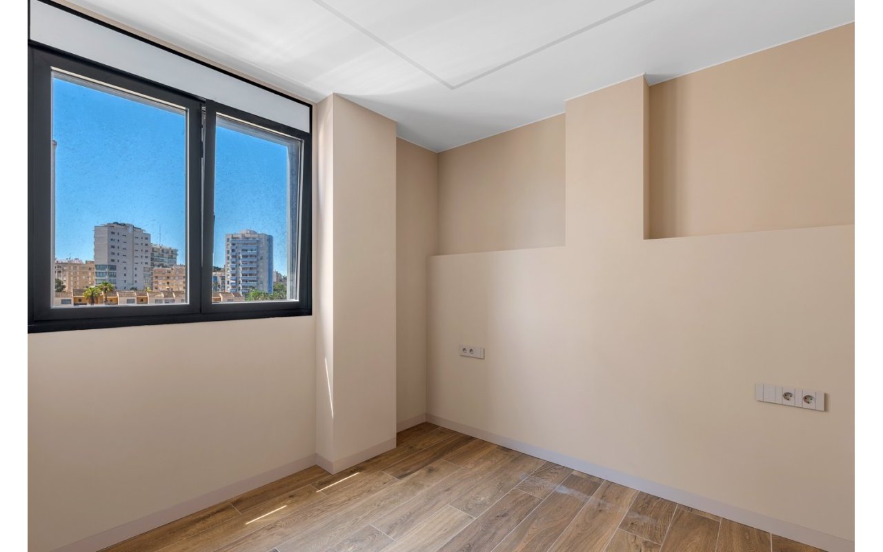 Obra nueva - Piso - Guardamar del Segura - Puerto Deportivo