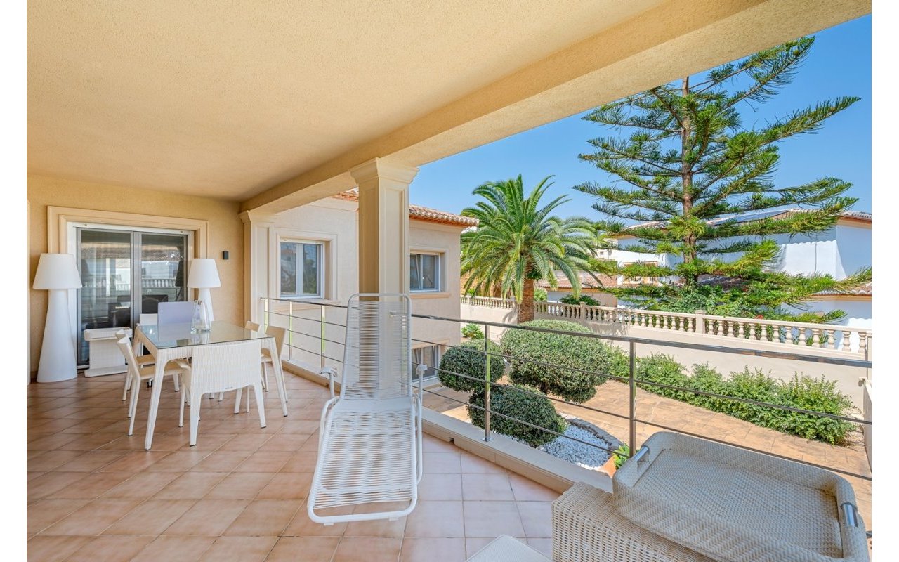 Resale - Villa - Benissa